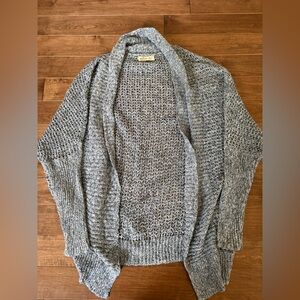 HOLLISTER KNIT CARDIGAN